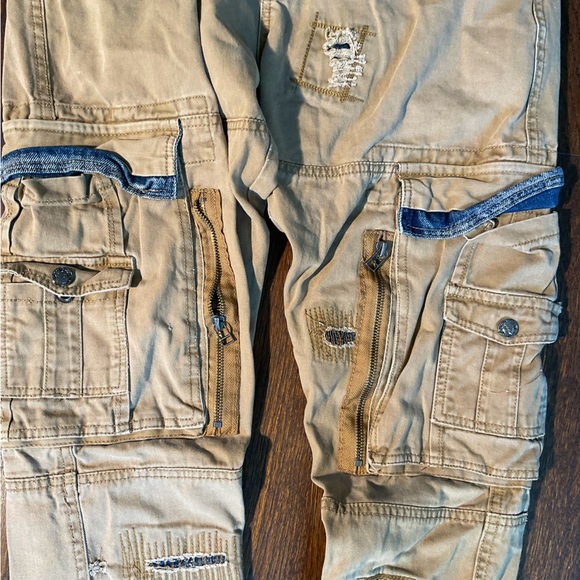 Heritage America Tan Denim Distressed/Patches Cargo Pants, Ribbed Cuffs, 32”x31” - Picture 4 of 9